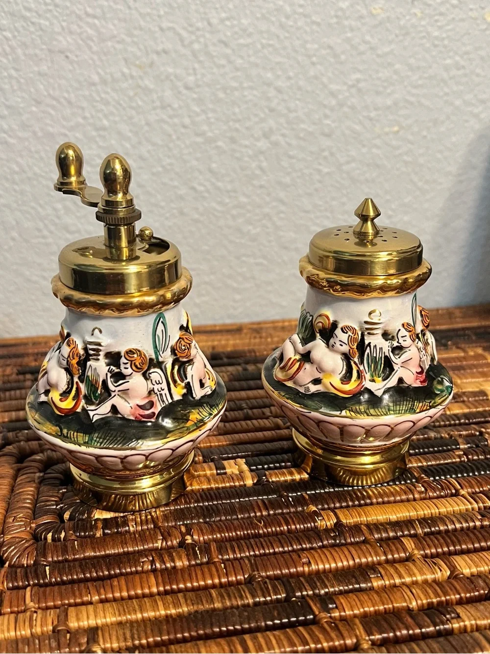 Salt Shaker and Pepper Mill Capodimonte Cherub Angels